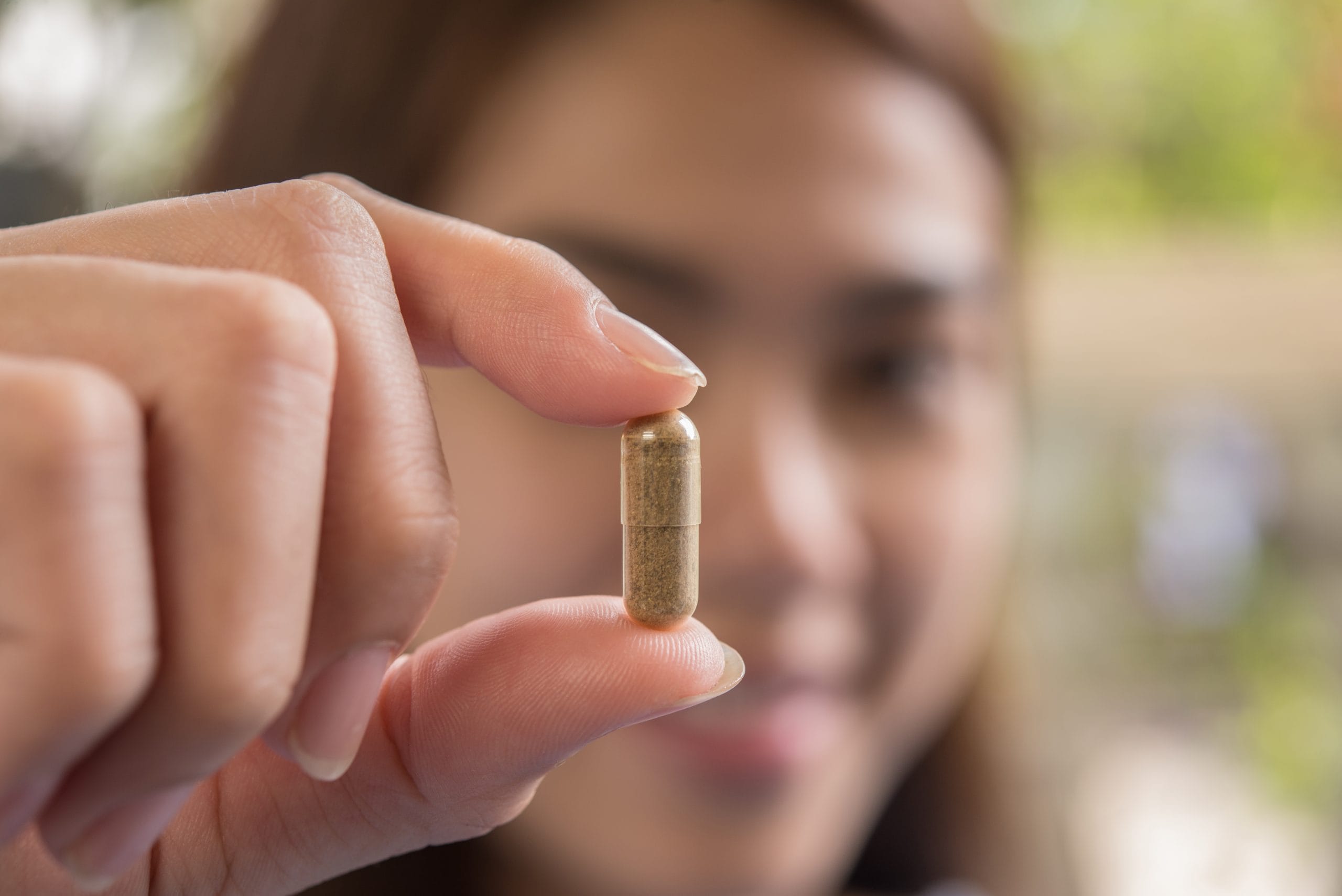 Supplement Smarts: How to Read Labels & Avoid Marketing Tricks
